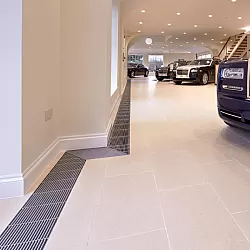 Конвектор за вграждане в под Mini Canal Hybrid